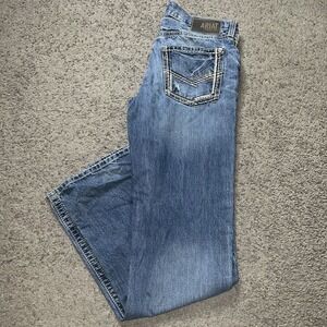 Ariat M5 Boundary Jeans Men 32x34 Stackable Straight Leg Jeans Color Blue-Wash